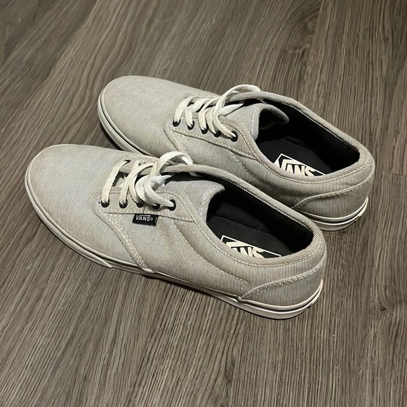 Vans - Picture 1 of 3